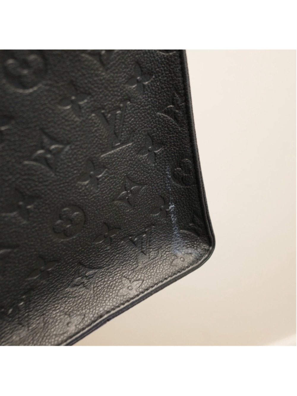 Louis Vuitton OntheGo GM Black Empreinte - Picture 3 of 16
